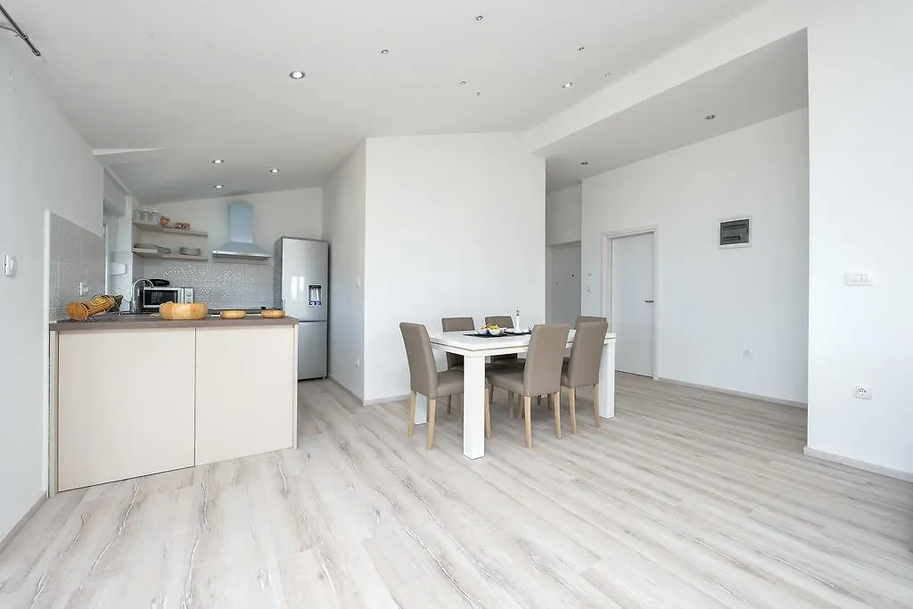 Apartment Stipan Bibinje 0*,