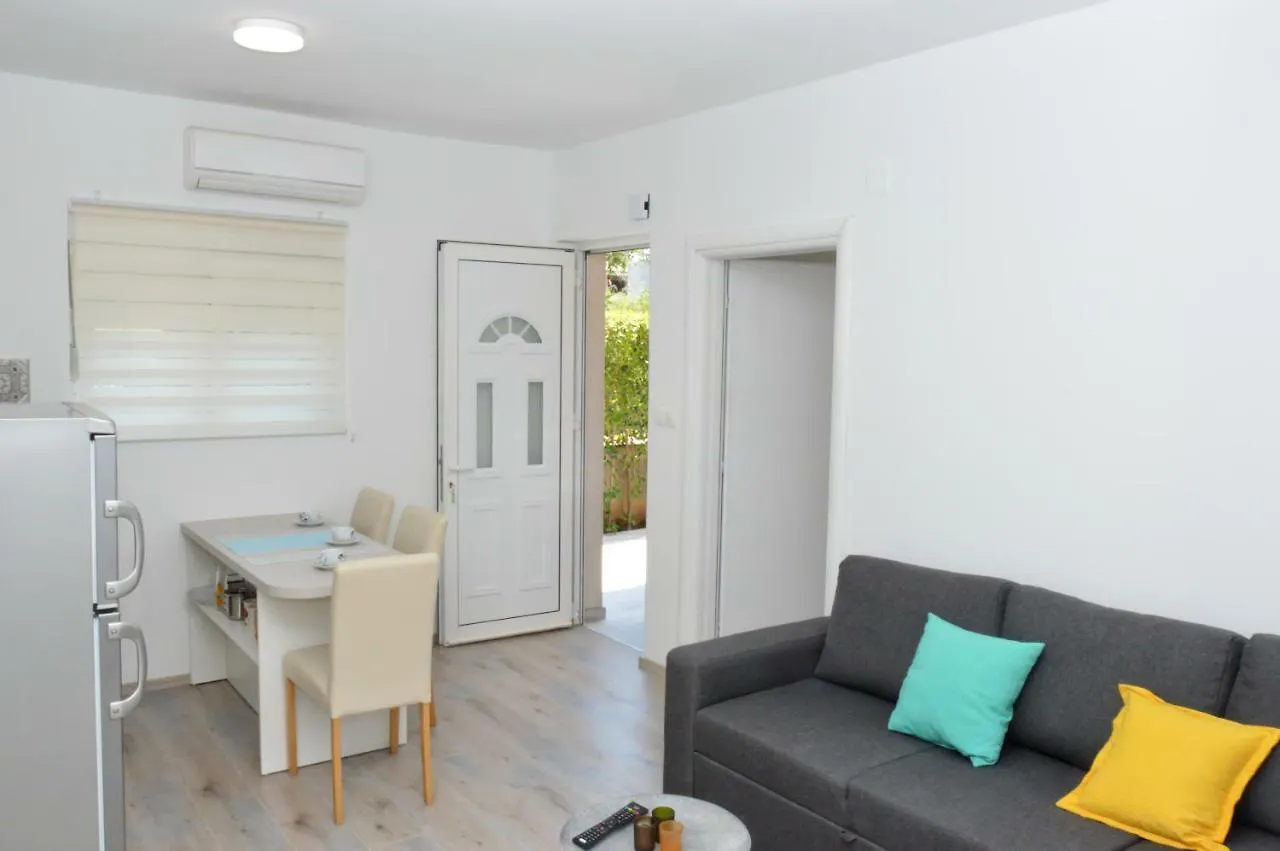 Apartment Stipan Bibinje 0*,